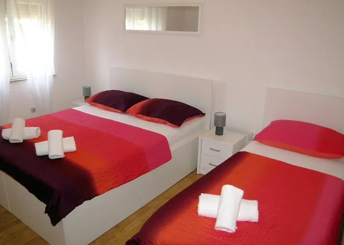 Apartments Klanac